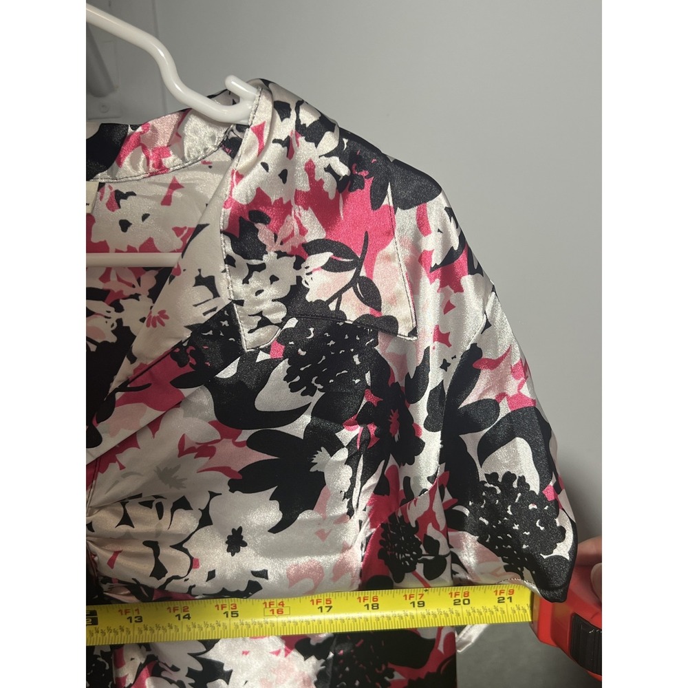 CATO Women's XL Floral Blouse White Black Pink Short Sleeve Twisted Front Top - Picture 5 of 6